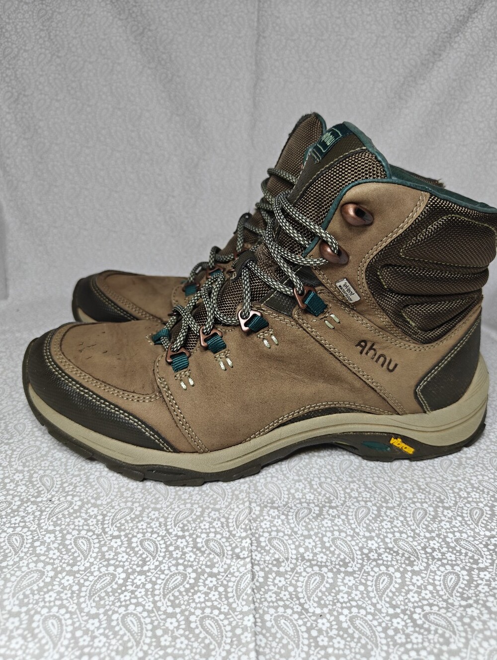 Ahnu by Teva Montara III Mid eVent Hiking Chocolate Chip Outdoor Boots Women's 9
